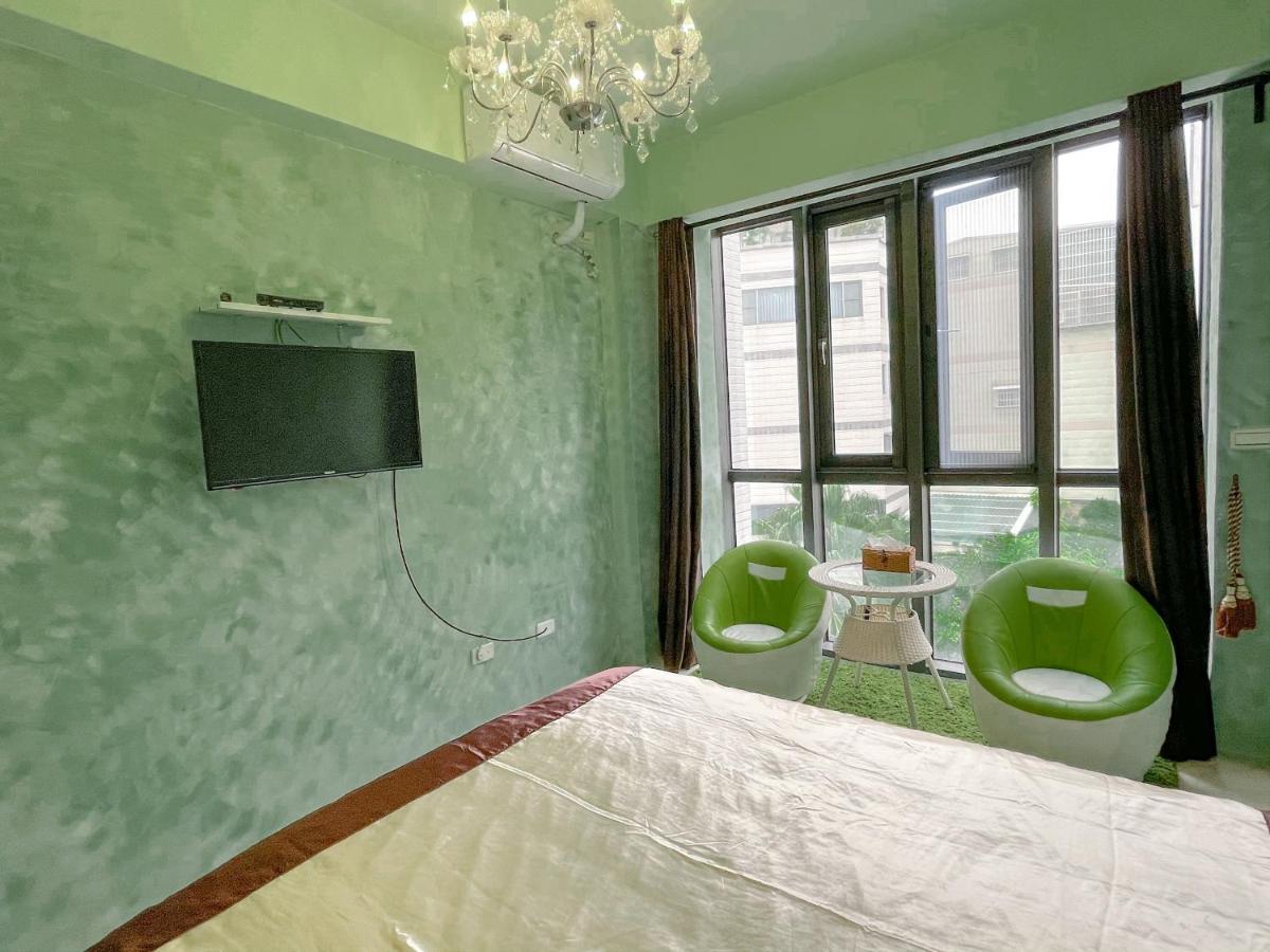 Kaohsiung Raifong Corner Homestay Dış mekan fotoğraf
