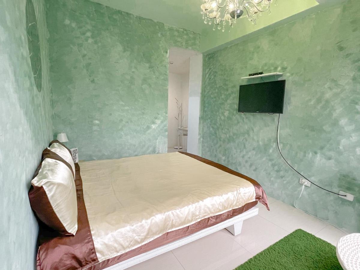 Kaohsiung Raifong Corner Homestay Dış mekan fotoğraf