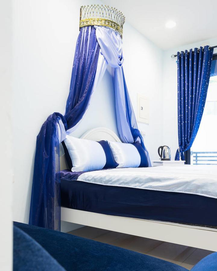 Kaohsiung Raifong Corner Homestay Dış mekan fotoğraf