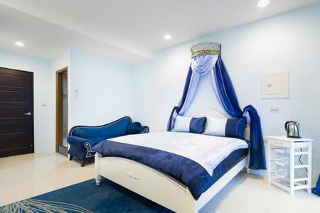 Kaohsiung Raifong Corner Homestay Dış mekan fotoğraf