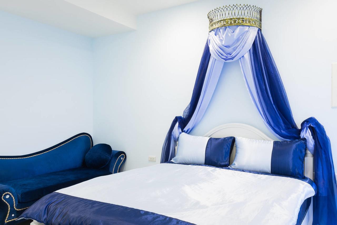 Kaohsiung Raifong Corner Homestay Dış mekan fotoğraf
