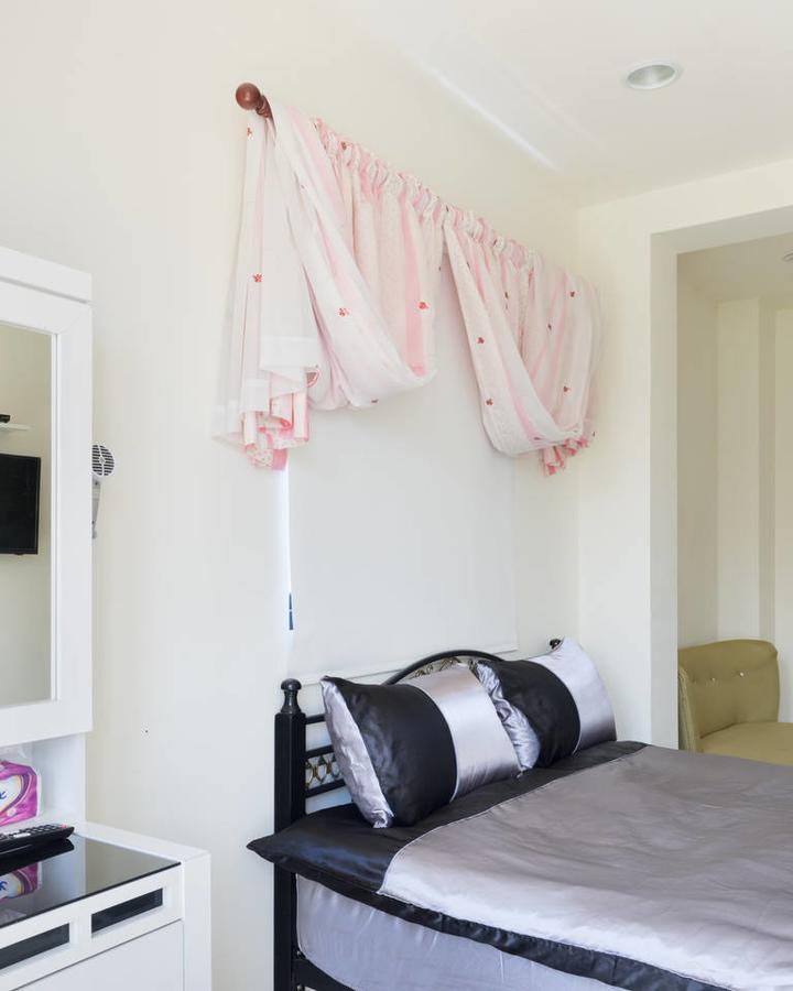 Kaohsiung Raifong Corner Homestay Dış mekan fotoğraf